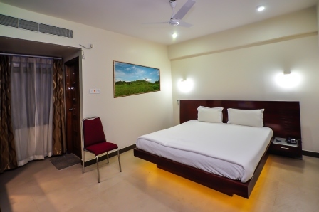 Hotel Yaiphaba